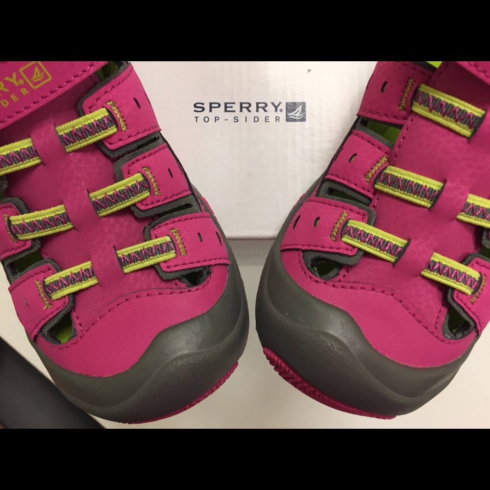SPERRY water shoes NEW